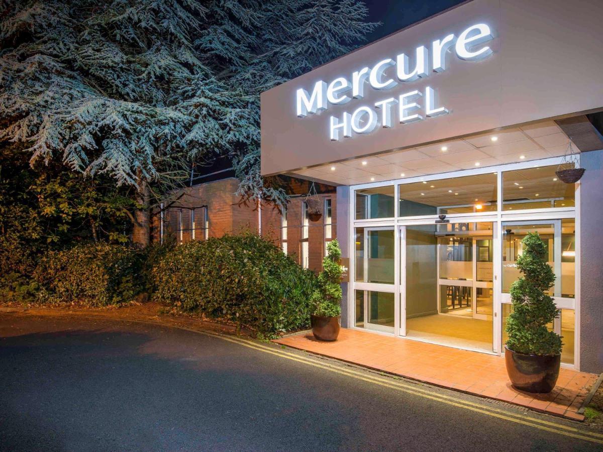 Mercure Cardiff North Hotel Exterior foto